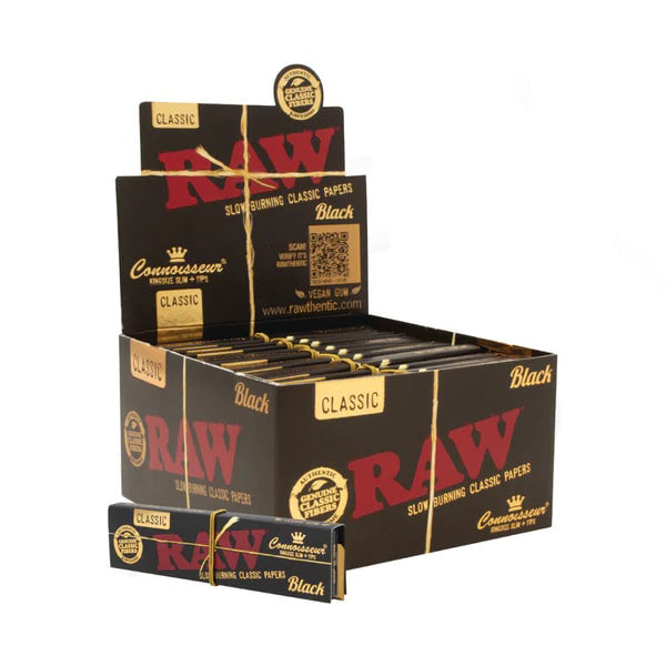 Raw* Wraps Rolling Papers (32-Pack) with packaging