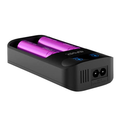 Efest Q2 Battery Charger -  2 Bay with battery